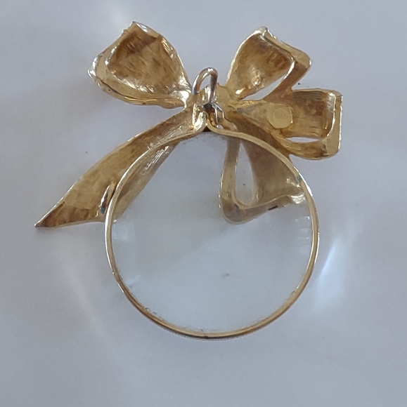 Vintage Accessocraft NYC Magnifying Glass Pendant - Picture 2 of 3